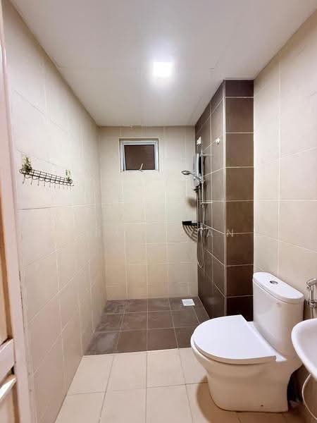 Service Residence for Rent at Pangsapuri Tanah Emas (Golden Sands) - Grace Yan - Bathroom - PropertyGuru.com.my