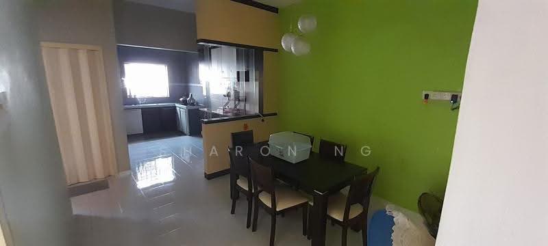 Rumah Teres 1-Tingkat untuk Dijual di Taman Desa (Kulai) - Sharon Ng - Kitchen - PropertyGuru.com.my