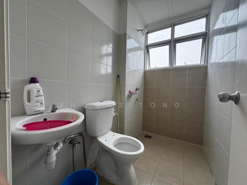 Apartment for Rent at Residensi Bintawa Riverfront (PR1MA @ Bintawa Riverfront) - Thomas Tong - Bathroom - PropertyGuru.com.my