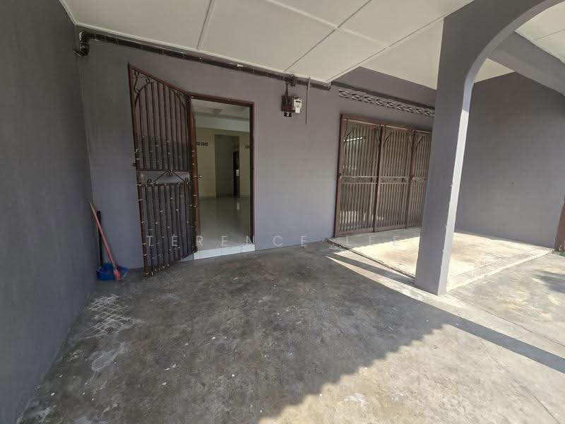 Rumah Teres 2-Tingkat untuk Disewa di Taman Gembira (Klang) - Terence Lee - Exterior - PropertyGuru.com.my