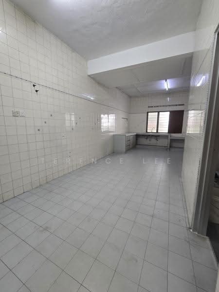 Rumah Teres 2-Tingkat untuk Disewa di Taman Gembira (Klang) - Terence Lee - Kitchen - PropertyGuru.com.my