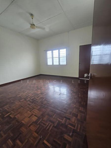 Rumah Teres 2-Tingkat untuk Disewa di Taman Gembira (Klang) - Terence Lee - Interior - PropertyGuru.com.my