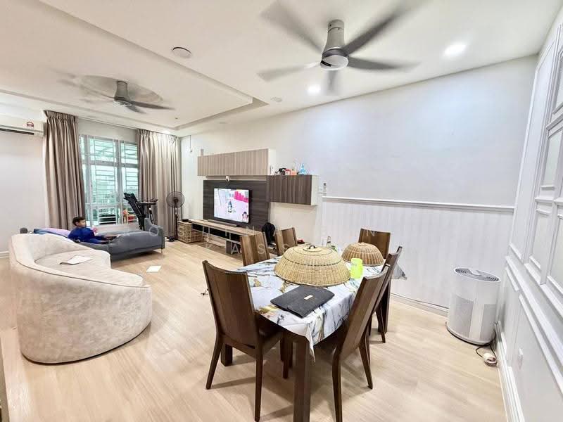 2-storey Terraced House for Sale in Gelang Patah (Johor) - Roslina Binti Kassim - Living Room - PropertyGuru.com.my