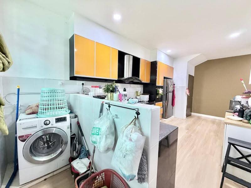 2-storey Terraced House for Sale in Gelang Patah (Johor) - Roslina Binti Kassim - Kitchen - PropertyGuru.com.my