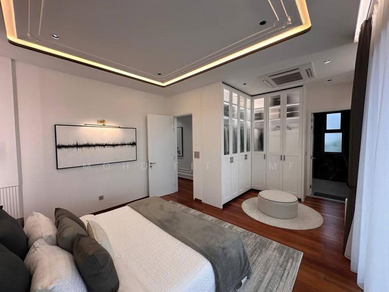 Bungalow House for Sale in Bandar Gamuda Cove (Dengkil) - Mohd Fitri MF - Bedroom - PropertyGuru.com.my