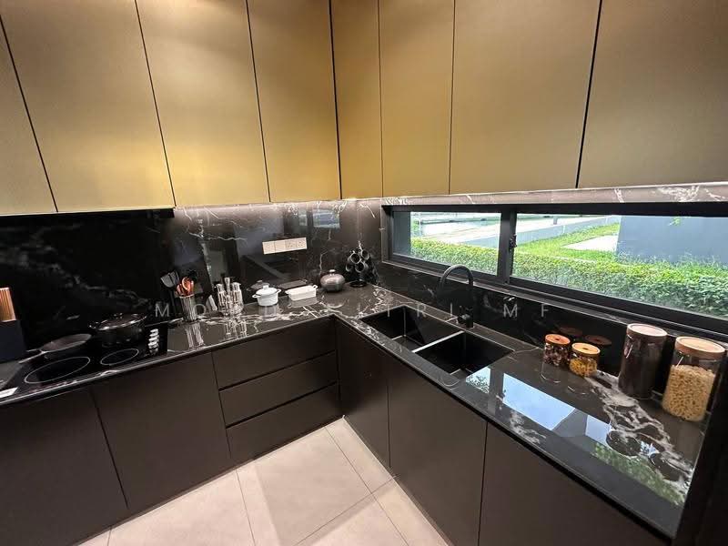Bungalow House for Sale in Bandar Gamuda Cove (Dengkil) - Mohd Fitri MF - Kitchen - PropertyGuru.com.my