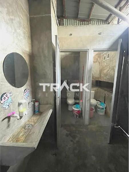 Kedai untuk Disewa di George Town (Penang) - Jey Ong - Bathroom - PropertyGuru.com.my