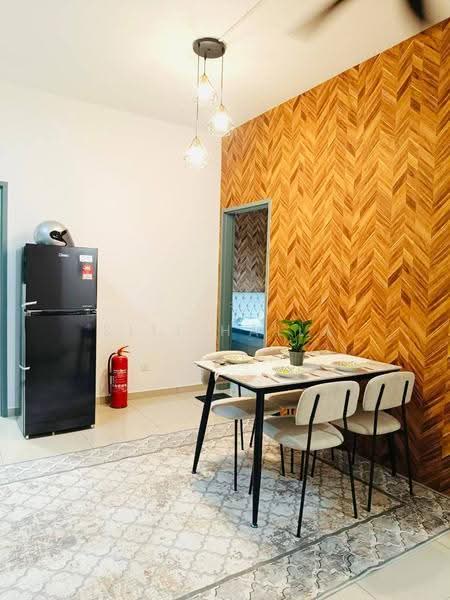 Kediaman Servis untuk Disewa di Parkland Residence - Siti Haila - Dining Room - PropertyGuru.com.my