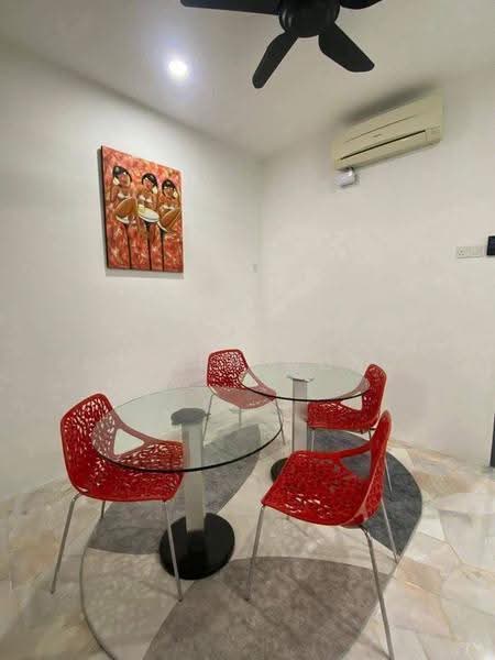 1-storey Terraced House for Sale in Ipoh Garden (Ipoh) - Joseph Wong - Dining Room - PropertyGuru.com.my