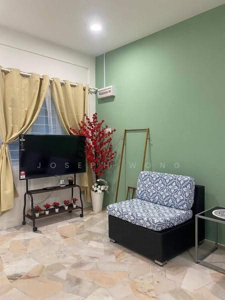 1-storey Terraced House for Sale in Ipoh Garden (Ipoh) - Joseph Wong - Living Room - PropertyGuru.com.my