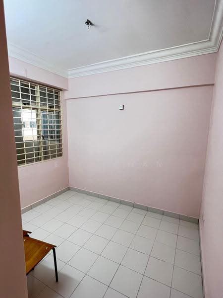 Kediaman Servis untuk Dijual di Fortune Avenue - Eliz Chan - Interior - PropertyGuru.com.my