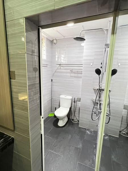 Kediaman Servis untuk Dijual di Fortune Avenue - Eliz Chan - Bathroom - PropertyGuru.com.my