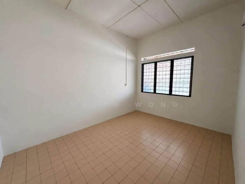 1-storey Terraced House for Sale in Taman Melor (Ipoh) - Joseph Wong - Interior - PropertyGuru.com.my