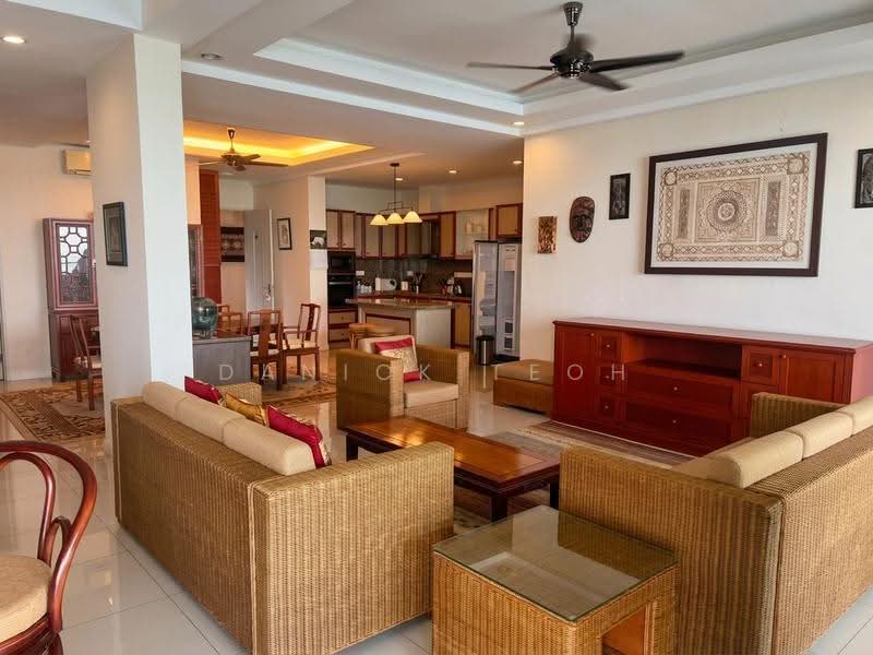 Condominium for Sale at 10 Island Resort - Danick Teoh - Living Room - PropertyGuru.com.my