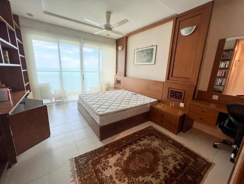 Condominium for Sale at 10 Island Resort - Danick Teoh - Bedroom - PropertyGuru.com.my