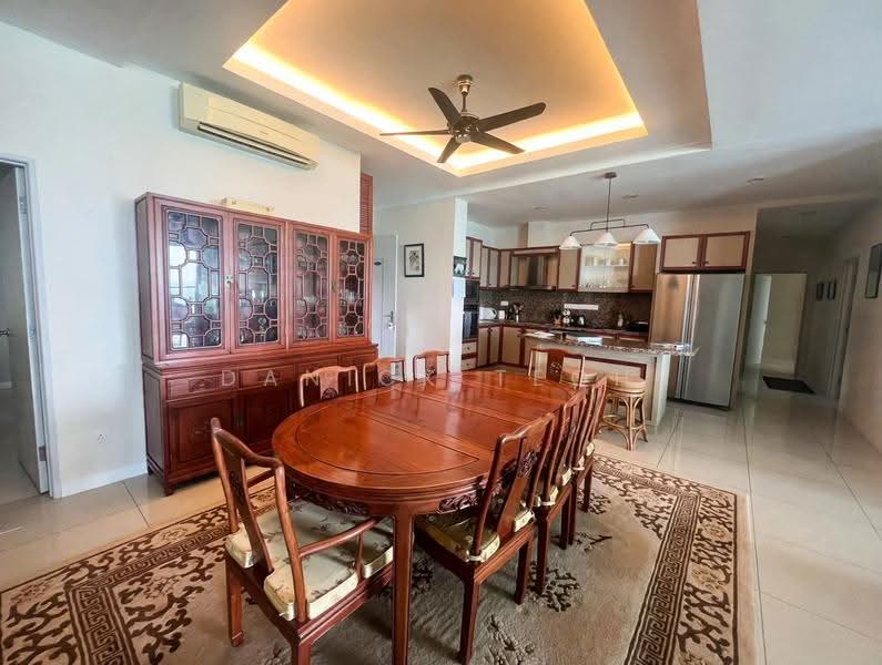 Condominium for Sale at 10 Island Resort - Danick Teoh - Dining Room - PropertyGuru.com.my