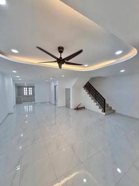 Rumah Teres untuk Dijual di Taman Desa Tebrau (Tebrau) - Wan Ning - Living Room - PropertyGuru.com.my