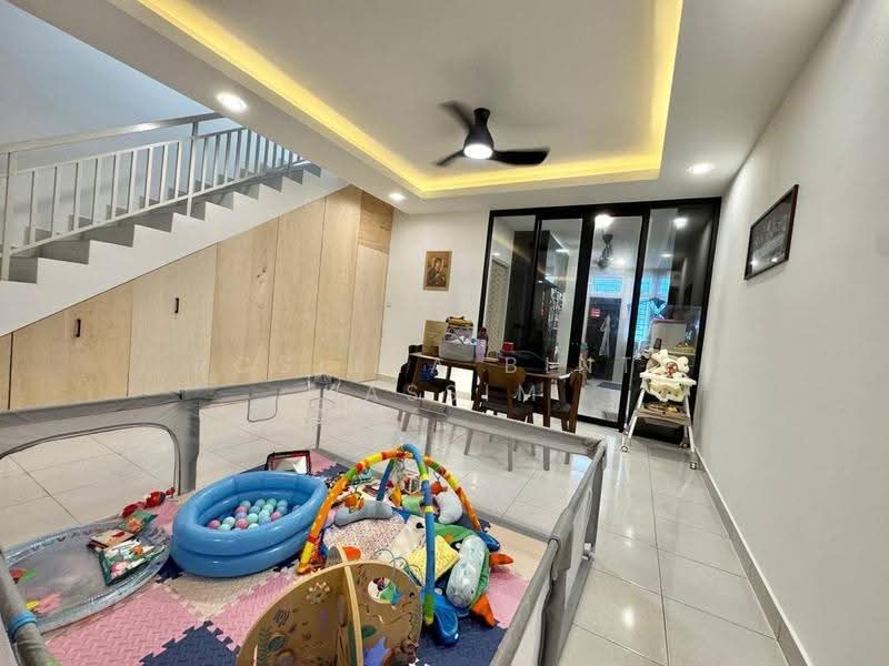 2-storey Terraced House for Sale in Pasir Gudang (Johor) - Roslina Binti Kassim - Living Room - PropertyGuru.com.my