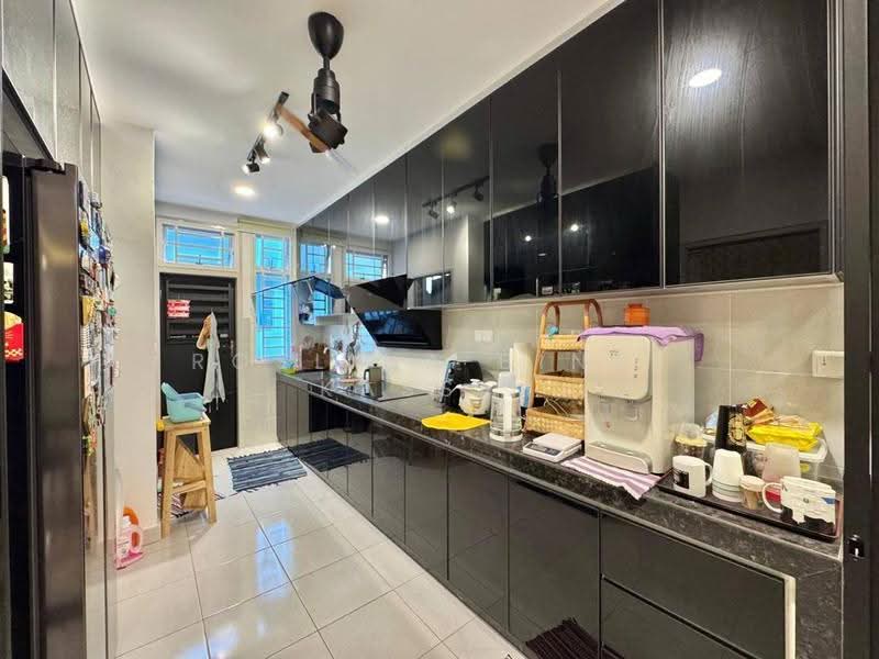 2-storey Terraced House for Sale in Pasir Gudang (Johor) - Roslina Binti Kassim - Kitchen - PropertyGuru.com.my