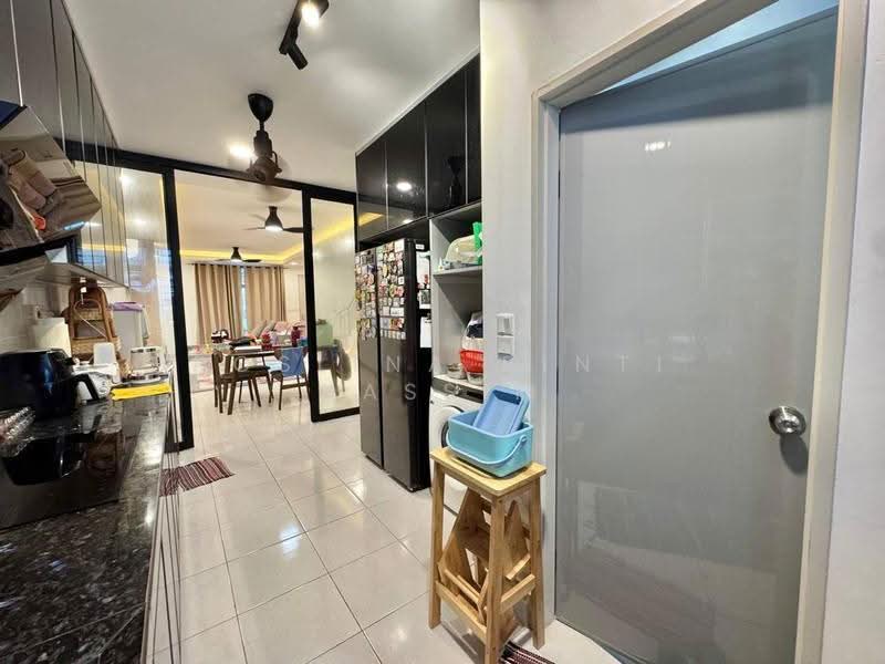 2-storey Terraced House for Sale in Pasir Gudang (Johor) - Roslina Binti Kassim - Kitchen - PropertyGuru.com.my