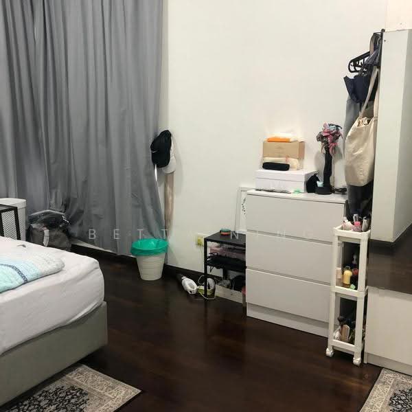 Kediaman Servis untuk Dijual di Glomac Damansara - Betty Ning - Bedroom - PropertyGuru.com.my