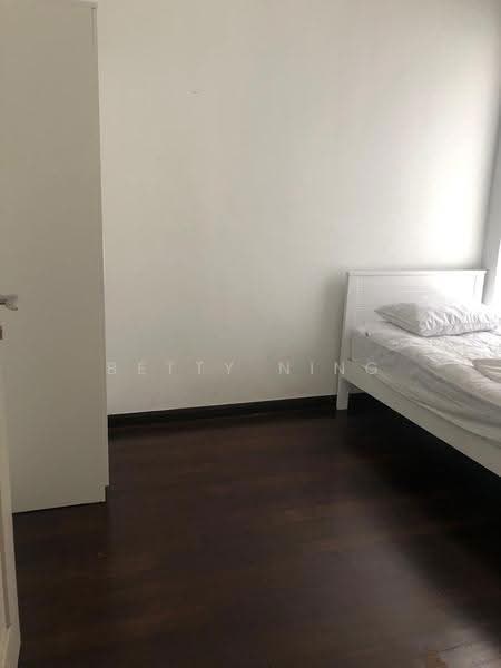 Kediaman Servis untuk Dijual di Glomac Damansara - Betty Ning - Bedroom - PropertyGuru.com.my