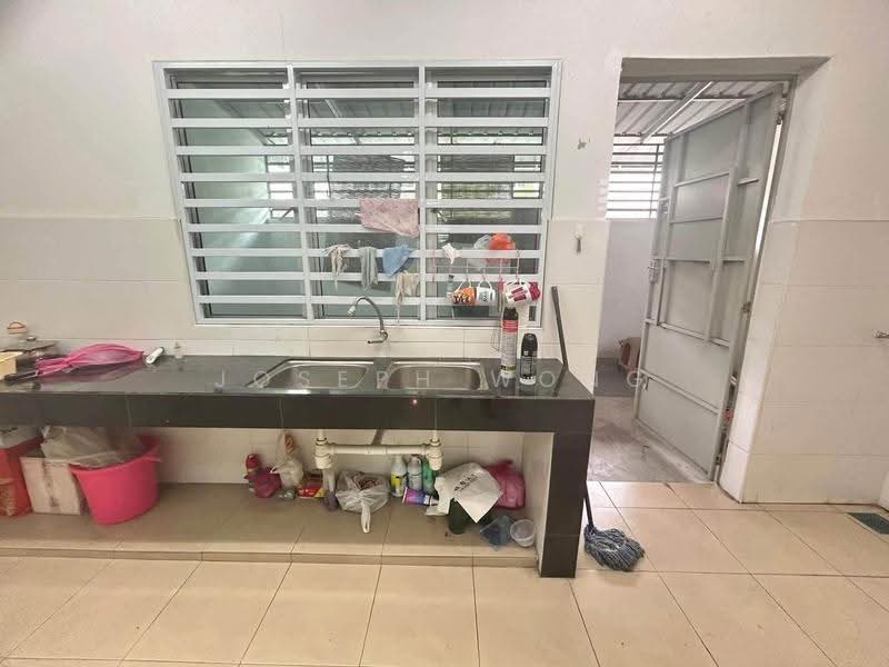 Rumah Teres 2-Tingkat untuk Dijual di Bandar Baru Sri Klebang (Chemor) - Joseph Wong - Kitchen - PropertyGuru.com.my