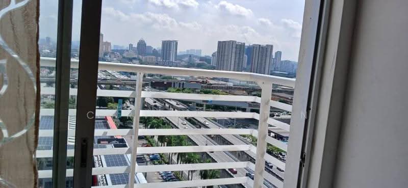 Kediaman Servis untuk Dijual di Menara Rajawali - Christine Tan - Balcony - PropertyGuru.com.my