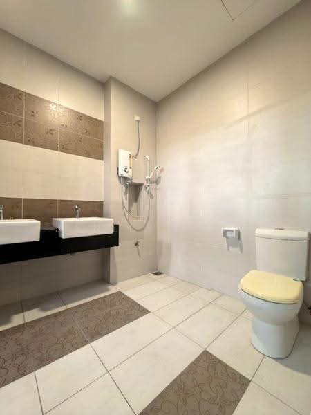 Rumah Berkembar untuk Dijual di Taman Nusa Idaman (Iskandar Puteri (Nusajaya)) - Janlly Jong - Bathroom - PropertyGuru.com.my