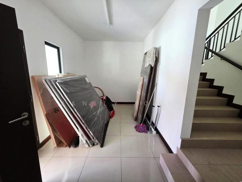 Rumah Berkembar untuk Dijual di Taman Nusa Idaman (Iskandar Puteri (Nusajaya)) - Janlly Jong - Entrance - PropertyGuru.com.my