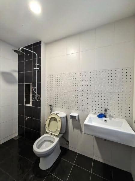 Rumah Berkembar untuk Dijual di Taman Nusa Idaman (Iskandar Puteri (Nusajaya)) - Janlly Jong - Bathroom - PropertyGuru.com.my