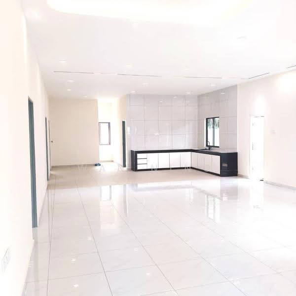 Bungalow House for Sale in Larkin (Johor Bahru) - Wan Ning - Kitchen - PropertyGuru.com.my