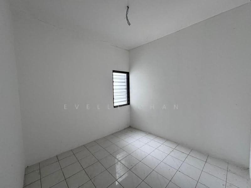 Rumah Teres untuk Dijual di Ipoh (Perak) - Evelle Chan - Bedroom - PropertyGuru.com.my
