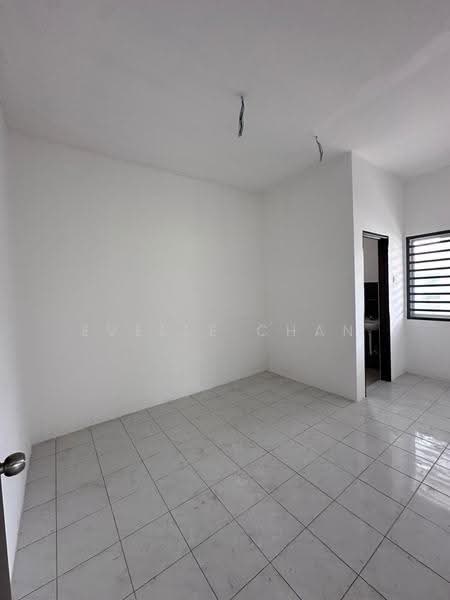 Rumah Teres untuk Dijual di Ipoh (Perak) - Evelle Chan - Master room - PropertyGuru.com.my