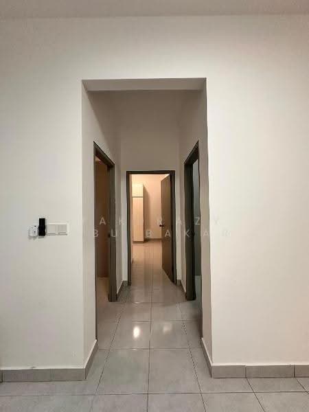 Pangsapuri untuk Disewa di Idaman Cahaya 2 - Fakurazy Abu Bakar - Corridor - PropertyGuru.com.my