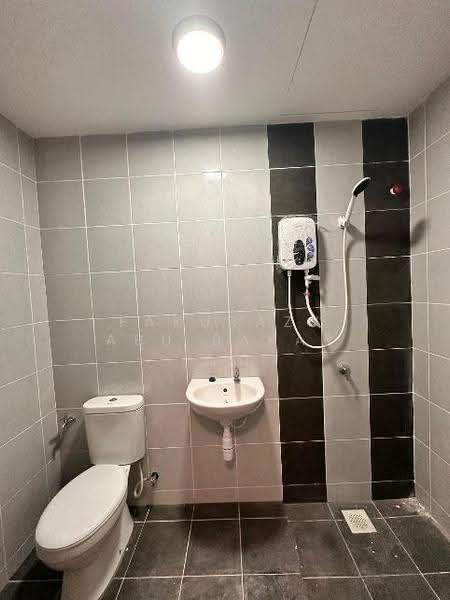 Pangsapuri untuk Disewa di Idaman Cahaya 2 - Fakurazy Abu Bakar - Bathroom - PropertyGuru.com.my