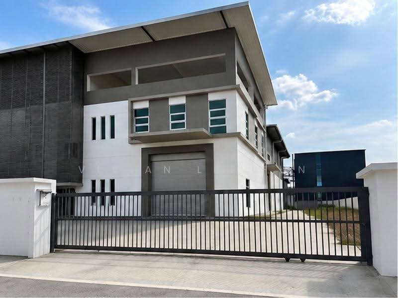 Kilang Berkembar untuk Disewa di Saujana Rawang (Rawang) - Vivian Lee Fun - Exterior - PropertyGuru.com.my
