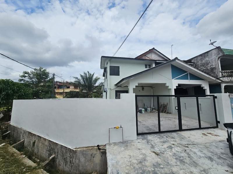 2-storey Terraced House for Sale in Saleng (Senai) - Ann . - Exterior - PropertyGuru.com.my