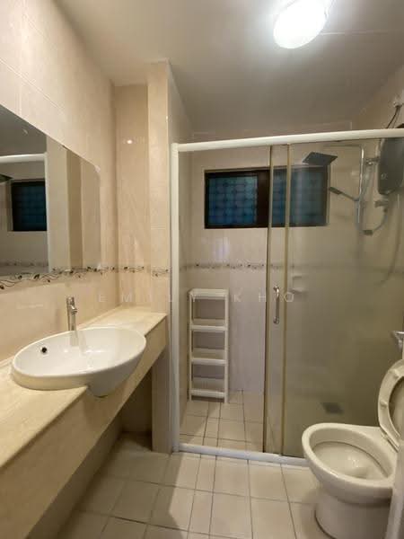 Condominium for Rent at Pelangi Utama - Emily Kho - Bathroom - PropertyGuru.com.my