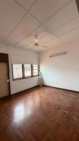 Semi-Detached House for Sale in George Town (Penang) - Viknes Mark - Interior - PropertyGuru.com.my