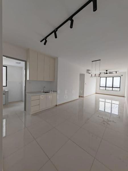 Kediaman Servis untuk Dijual di You City 3 - Cheery Cheong - Kitchen - PropertyGuru.com.my