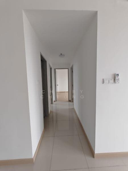 Kediaman Servis untuk Dijual di You City 3 - Cheery Cheong - Corridor - PropertyGuru.com.my