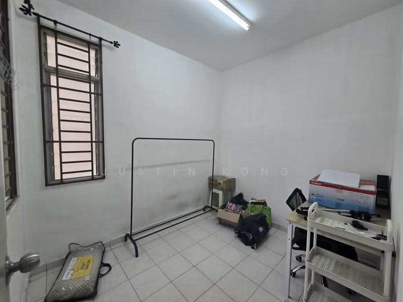 Pangsapuri untuk Dijual di Taman Larkin Idaman Plot C - Justin Kong - Interior - PropertyGuru.com.my