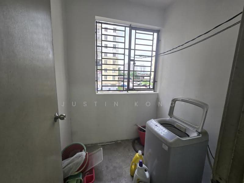 Pangsapuri untuk Dijual di Taman Larkin Idaman Plot C - Justin Kong - Interior - PropertyGuru.com.my