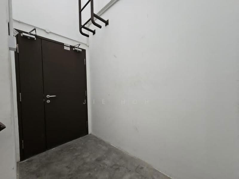 Office for Rent in Bandar Rimbayu (Telok Panglima Garang) - Jie Hoh - Entrance - PropertyGuru.com.my