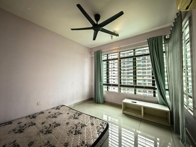 Kondominium untuk Disewa di One Damansara - Joanna Tan - Master Bedroom - PropertyGuru.com.my