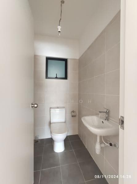 Shop / Office for Rent in Eco Sanctuary (Telok Panglima Garang) - Jie Hoh - Bathroom - PropertyGuru.com.my