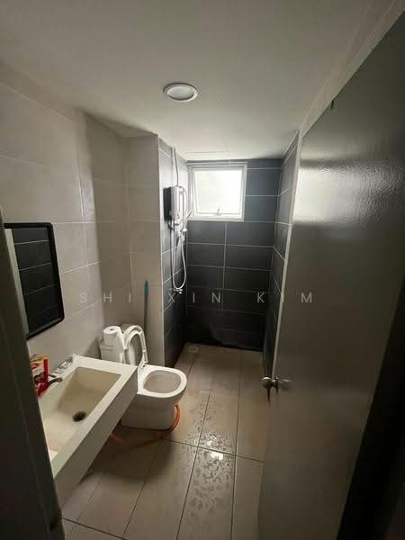Kondominium untuk Disewa di Residensi PV18 - Shi Xin Kim - Bathroom - PropertyGuru.com.my