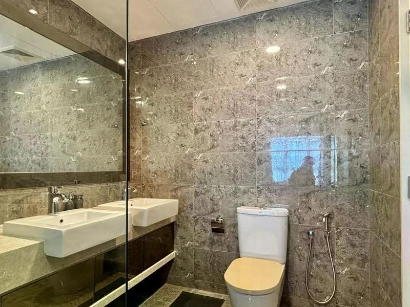 Kediaman Servis untuk Disewa di Dorsett Residences Sri Hartamas - Pearl Ho - Bathroom - PropertyGuru.com.my