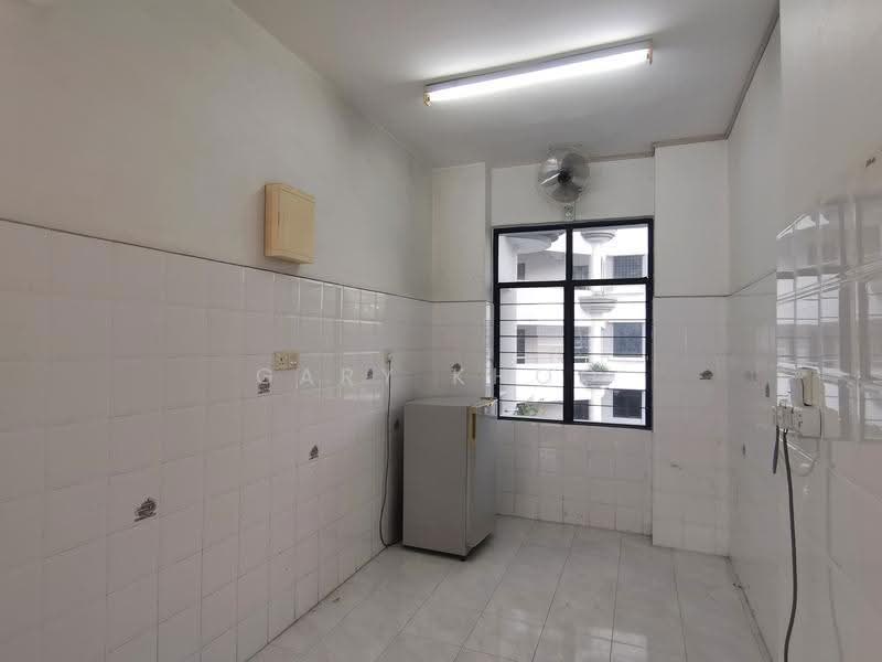 Condominium for Sale at Villa Ria - Gary Khoo - Kitchen - PropertyGuru.com.my